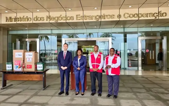 Türkiye'den Mozambik'e 257 Ton Yardım