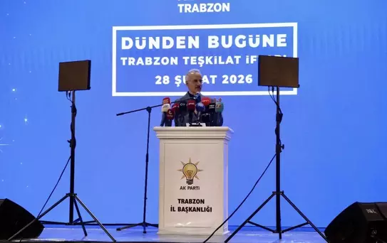 Ulaştırma ve Altyapı Bakanı Uraloğlu, Trabzon'da partililerle iftarda bir araya geldi Açıklaması