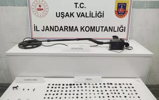 Uşak'ta Tarihi Eşya Operasyonu