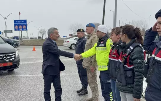 Yozgat Valisi, Güvenlik Personelini Ziyaret Etti