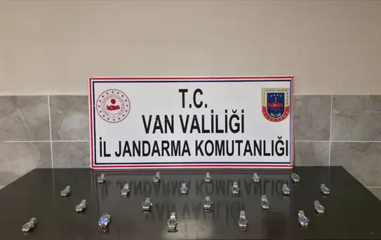 Van'da Gümrük Kaçağı Malzemeler Ele Geçirildi