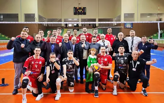 Akkuş Belediyespor, İstanbul'u 3-1 Yendi