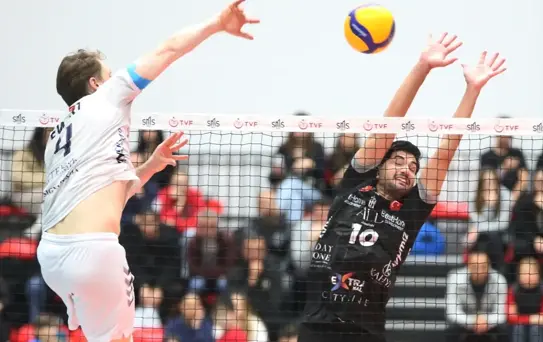 Altekma, Alanya Belediyespor'u 3-1 Yenerek Sezonu Tamamladı