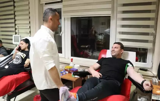 Öğretmenden Kanserli Çocuklara Destek