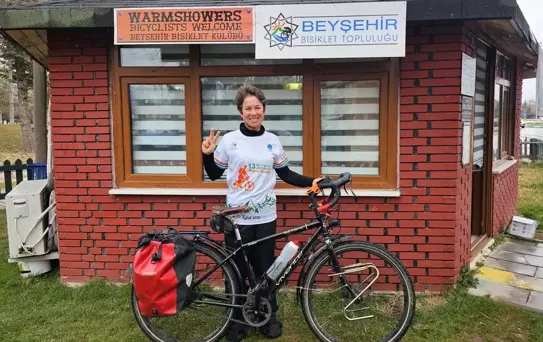 Yeni Zelanda'lı Bisikletçi Beyşehir'de