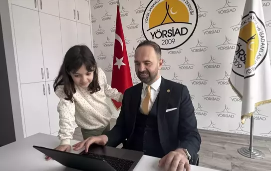 YÖRSİAD Başkanı Oylama Katıldı