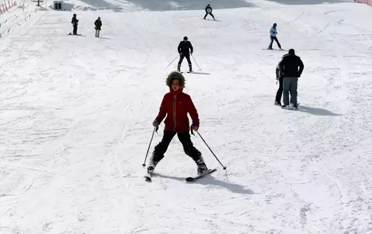 Ilgaz Dağı Kayak Merkezi Kış Sezonunu Açtı