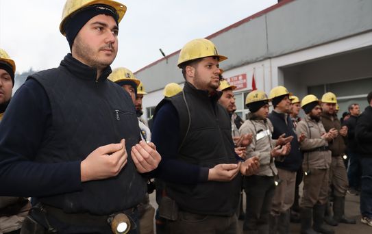 Zonguldak'ta 1983'teki grizu faciasında hayatını kaybedenler anıldı