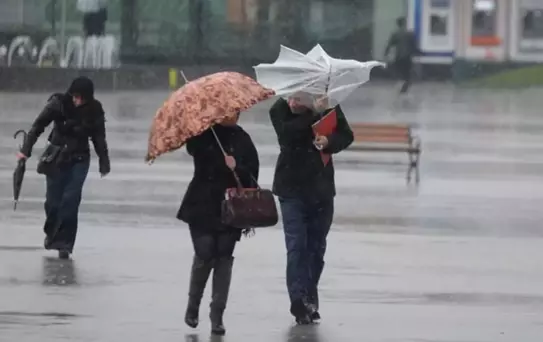 Meteorolojiden fırtına ve kuvvetli yağış uyarısı