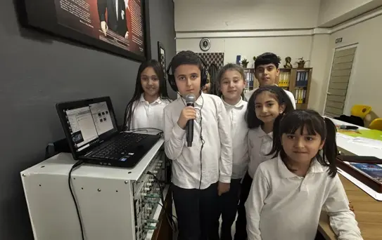 Öğrenciler Radyo nBi ile Haber Sunuyor