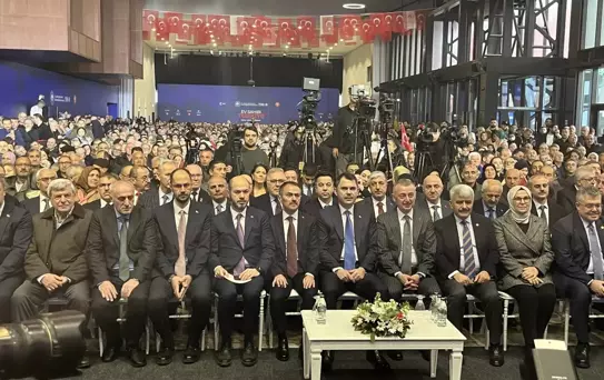 Bakan Kurum: Muhalefet Yolsuzluğun Kitabını Yazdı