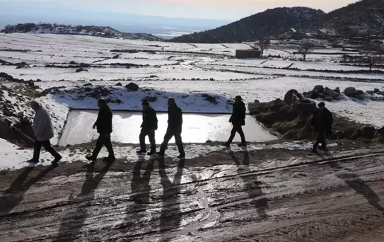 37 yıl sonra köylerine geri döndüler, gördükleri karşısında kahroldular
