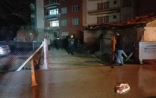 Çorum'da Sokakta Silahlı Saldırı: 2 Yaralı