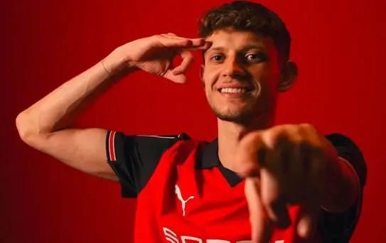 Szymanski asist yaptı, Rennes PSG'yi yıktı