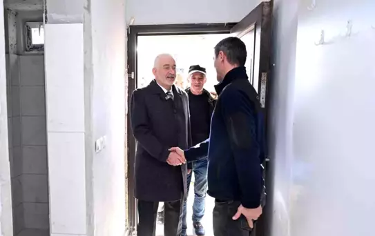 Yangında evini kaybeden aileye yeni yuva