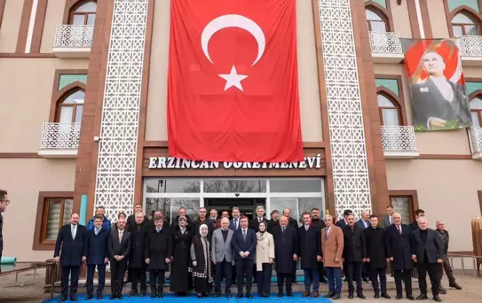 Erzincan'da yeni öğretmenevi hizmet binası Binali Yıldırım'ın katılımı ile hizmete açıldı