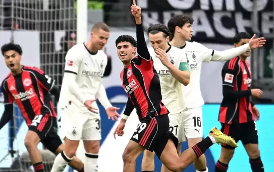 Frankfurt, 7 maçlık kabustan uyandı