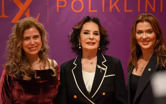 NZ Poliklinik'ten gençlere anlamlı mesaj: Erken estetik değil, bilinçli farkındalık