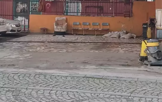 Kocaeli'de Tabancalı Saldırı: Oto Yıkama Sahibi Ağır Yaralandı