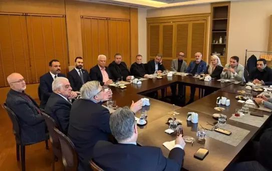 AK Parti heyeti KKTC basını ile buluştu