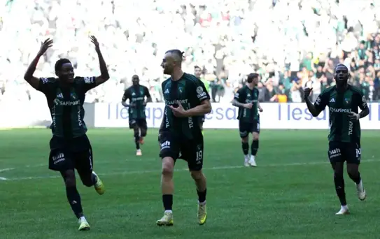 Kocaelispor, Gaziantep'i 3-0 Yendi
