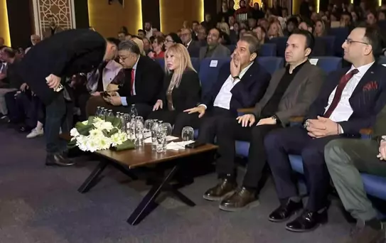 Esenler'de '5. Radyonun Yıldızları' ödülleri sahiplerini buldu