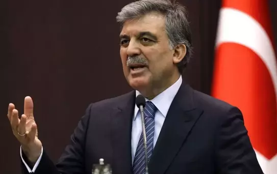 Gazeteci Barış Yarkadaş: Ekrem İmamoğlu'na yasak gelirse CHP'nin adayı Abdullah Gül olabilir