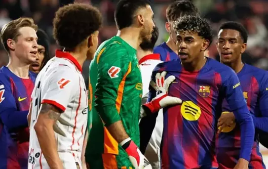 Barcelona'ya derbide büyük şok! Koltuğunu kaybetti