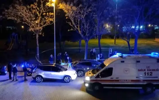 Salihli'de Kardeşler Kavga Etti: İki Yaralı