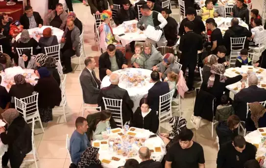 Niğde'de Ramazan bereketi mahalle sofralarında yaşanacak