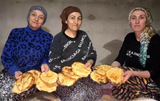 Yüksekova'da Kız Kardeşlerin Ramazan Hazırlığı