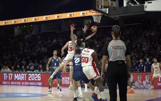 Anadolu Efes Yarı Finale Yükseldi