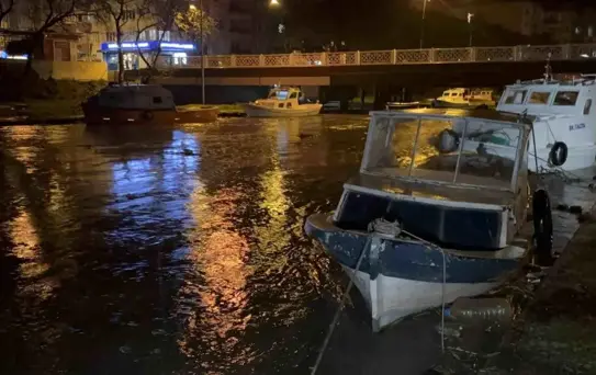 Çanakkale'de Taşkınlar Yaşanıyor