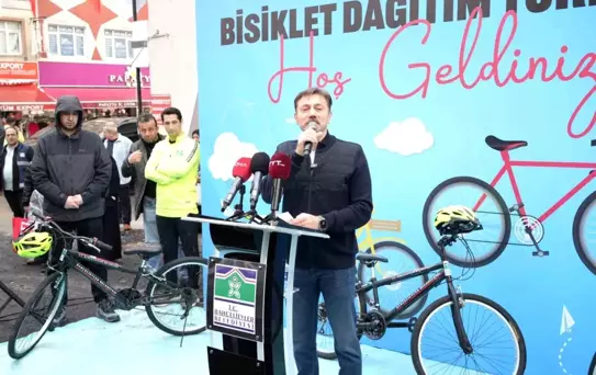 Bahçelievler'de pedallar sağlık ve çevre için döndü: 38'inci bisiklet çekilişi yapıldı