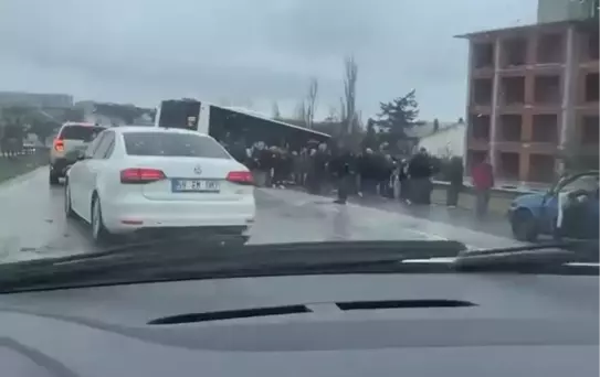 Büyükçekmece'de Otobüs Kazası: 5 Yaralı