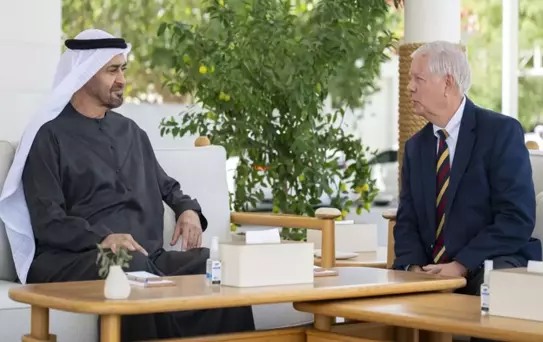 Hayatını kaybettiği iddia edilen BAE lideri Al Nahyan, günler sonra ortaya çıktı