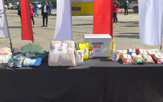 Gazze'ye 3.300 Ton Yardım Uğurlandı