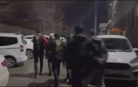 Esenyurt'ta İş Yerine Kurşunlama: 3 Şüpheli Yakalandı