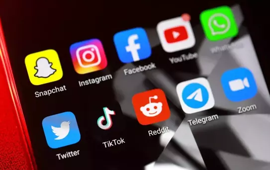 Çocuklara dijital kalkan! 6 sosyal medya platformuna inceleme 