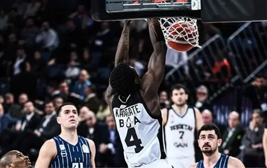 Beşiktaş GAİN, Anadolu Efes'i Geçti