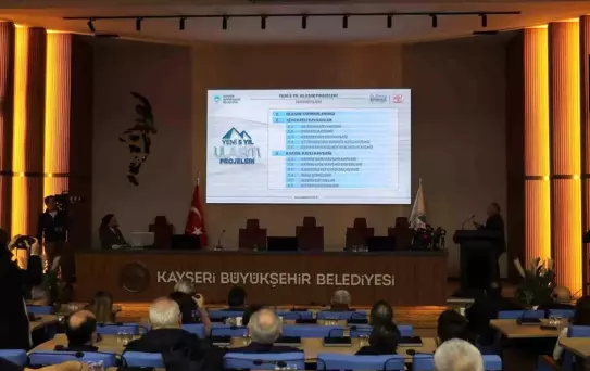 Başkan Büyükkılıç'tan ulaşım hamlesi: 2.4 milyar TL'lik 5 yeni katlı kavşak, 16 kilometre yol düzenlemesi