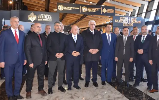 Erzurum'da 'Kutsal Emanetler ve Vakıf Eserleri Sergisi' açıldı
