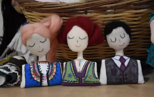 Anne Olma Hayali, Bez Bebeklerle Can Buldu