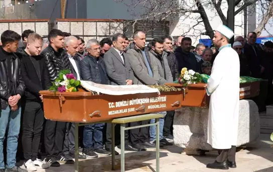 Kazada Hayatını Kaybeden Baba ve Oğlu Uğurlandı