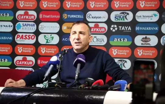 Çaykur Rizespor, Kocaelispor'u 2-0 Yendi