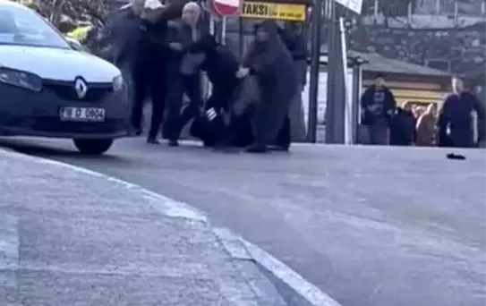 Bursa'da Taksi ve Motosiklet Sürücüsü Kavga Etti