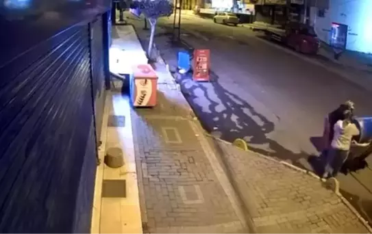 Avcılar'da Hırsızlık Anı Kamerada