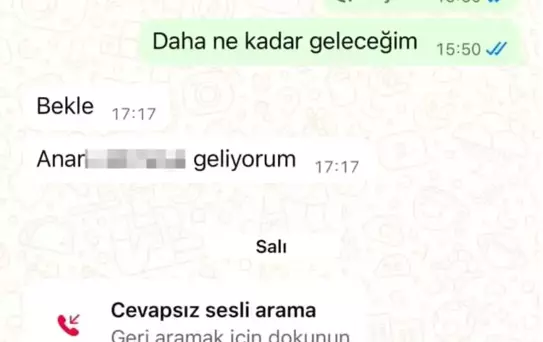 Bağcılar'da Çocuğu Kurtarmaya Çalışan Genç Bıçaklandı
