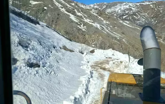 Bingöl'de Kapanan Köy Yolları Açılıyor