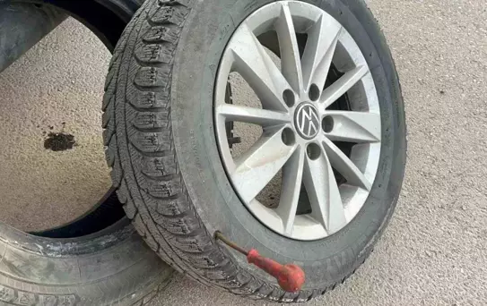 Eskişehir'de Otomobil Lastiklerine Saldırı